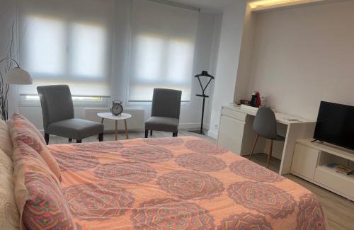 Santander Apartment | Suite Los Castros