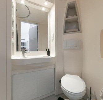 Vaujours Ski Chalet | Suite Loveroom Close to CDG and Disneyland Paris