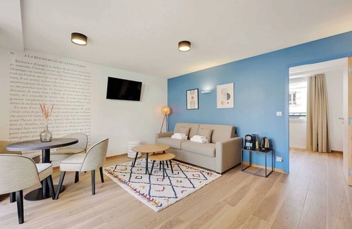 Vanves Apartment | Suite Raphaël #4- Rooftop & Air Conditioning