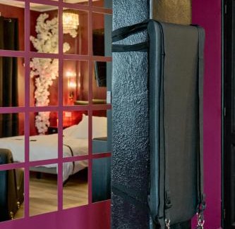 Roanne Apartment | Suite romantique avec Balneo et jeux coquins
