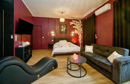 Roanne Apartment | Suite romantique avec Balneo et jeux coquins