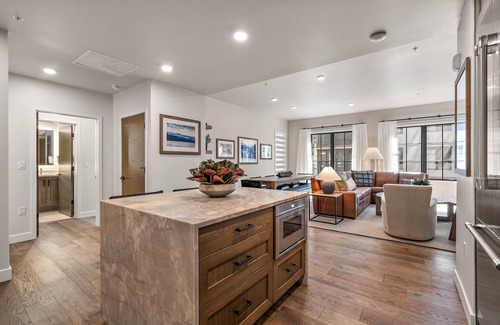 Tamarack Resort Condo | Suite Serenity Village 2 Bedroom Luxury Condo - Contemporary Condo| Fireplace and Balcony