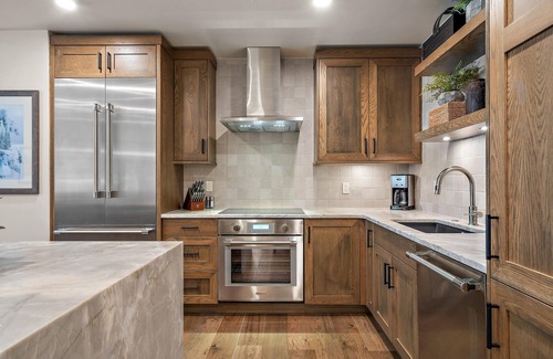 Tamarack Resort Condo | Suite Serenity Village 2 Bedroom Luxury Condo - Contemporary Condo| Fireplace and Balcony