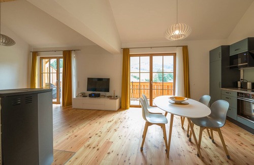 Puchberg Am Schneeberg Apartment | Suite with lake view - CHALET am Schneeberg See