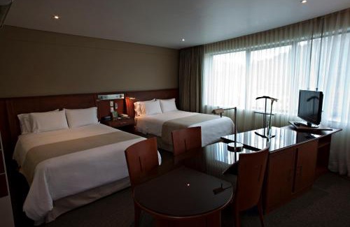 Macrodistrito Sur Hotel | Suites Camino Real
