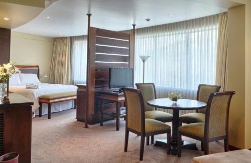 Macrodistrito Sur Hotel | Suites Camino Real