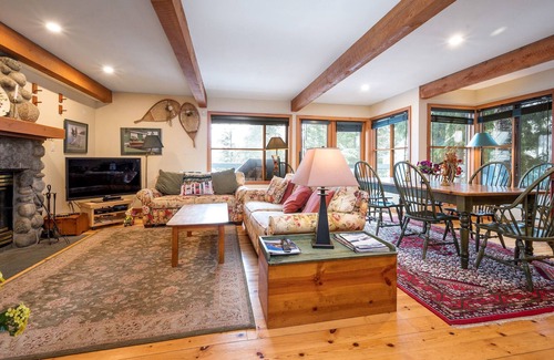 Nicklaus North Ski Chalet | Summer Chalet w/ Pool Table, Hot Tub and Sauna 🏔