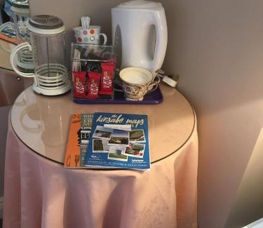 Kinsale Town Centre House | Summer Cottage in Kinsale Free Car Parking Included
