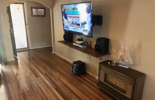 Capel Sound House | Summer Holiday Entertainers Delight - 10 minute walk to the beach and shops