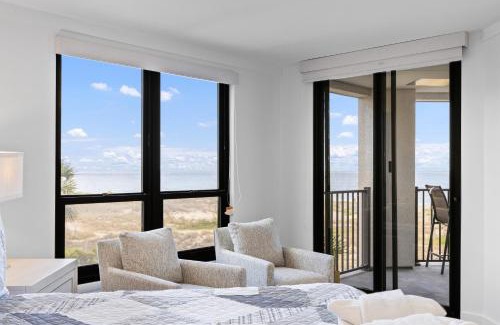 Isle of Palms Apartment | Summer House 202 - 3BR Oceanfront Condo! View!