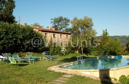 Nocchi Villa | Summer residence for 22 with pool and gardens