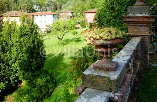 Nocchi Villa | Summer residence for 22 with pool and gardens