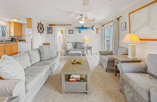 Brigands' Bay House | SUMMER SAVINGS - Soundfront Home in Frisco with Hot Tub and Private Dock