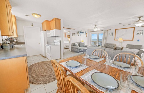 Brigands' Bay House | SUMMER SAVINGS - Soundfront Home in Frisco with Hot Tub and Private Dock
