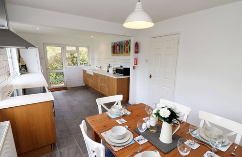 Croyde House | Summer Shores - 3 Bed | Coastal | Private Garden