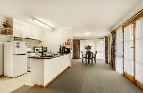 Moonambel Bed & Breakfast | Summerfield Winery and Accommodation
