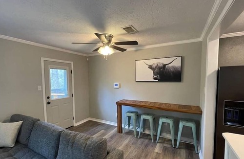 Brookeland House | Summerhouse at Rayburn