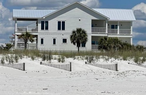 Port St. Joe House | Summer’s Almost Gone! Book Lovely Day Now–Private Pool & Steps to the Beach!