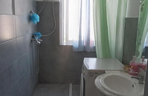 Qender Apartment | Summertime Saranda