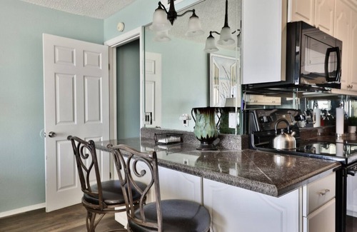 Panama City Beach Condo | Summit 1BR 1.5BA on the 8th floor!