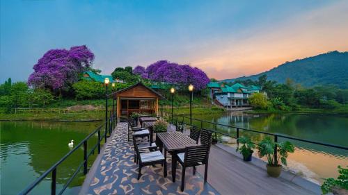 Samaguri Hotel | Summit Green Lake Tea Resort & Spa