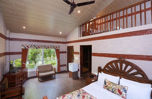 Samaguri Hotel | Summit Green Lake Tea Resort & Spa