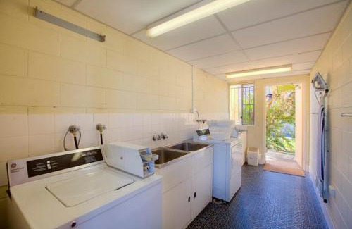 Townsville Hotel | Summit Motel