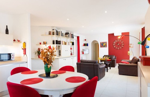 Carcassonne House | Sumptuous House Of 120m² With Garden And Jacuzzi
