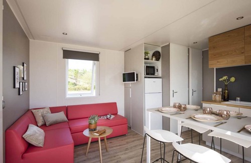 Quimper RV Rental | Sunêlia L'Orangerie de Lanniron