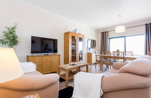 Albardeira Apartment | Sun Lovers Home by Seewest