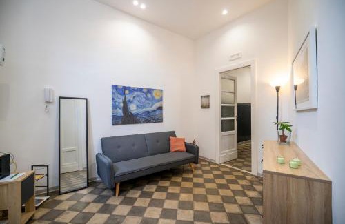 Picanello-Ognina-Barriera-Canalicchio House | Sun Sicily Home