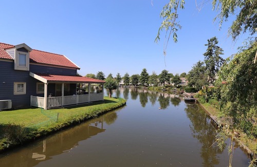 Municipality of Nissewaard House | Sun-Soaked Bungalow in Simonshaven