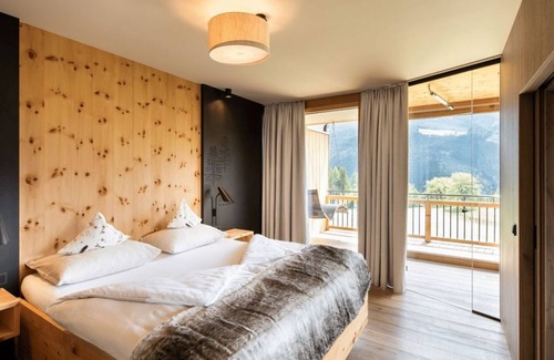 Mittersill Hotel | Sun-St. St. John's wort - B&B up to 3 nights - Gut Sonnberghof Naturhotel