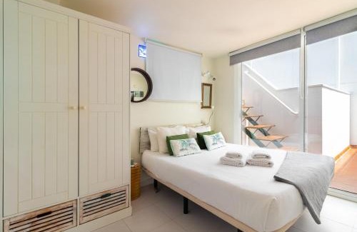 Las Palmas de Gran Canaria Apartment | Sun Suite Canteras I