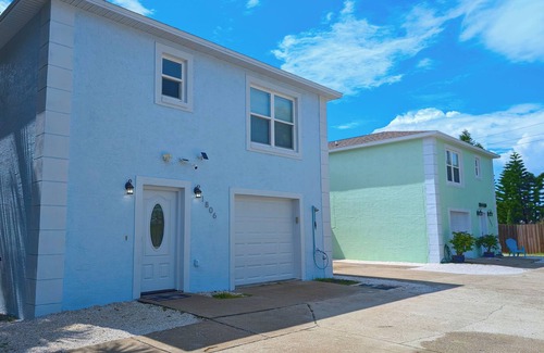 New Smyrna Beach House | Sun & Surf Beach House - Family Friendly - Steps to the Beach