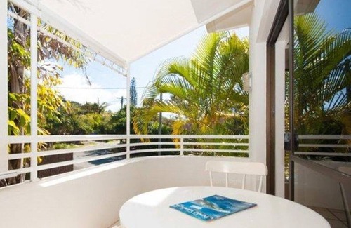 Peregian Beach House | Sun, Surf, Ocean Views - Relaxed family 3 levels with ocean views from two.