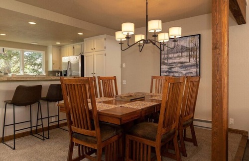 Elkhorn Village Condo | Sun Valley Condo on the Green with Dollar Views