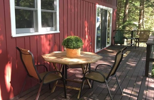 Newbury Cabin | Sunapee Region, Waterfront Cabin on Lake Todd, family-friendly
