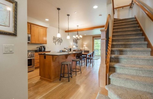Cle Elum House | Suncadia 2 Bdrm Pet Friendly Townhome, Short Walk to Swim and Fitness Center