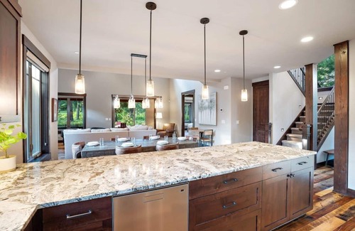 Cle Elum House | Suncadia 5 Bdrm Custom Home Overlooking Hole 17