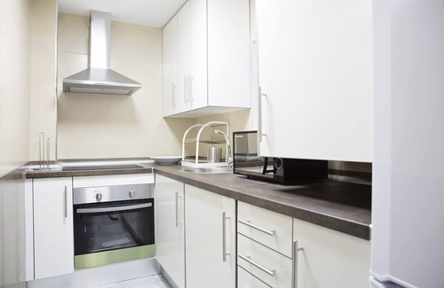 Plaza de Toros Vieja Apartment | Suncity Flat Salitre II | Near Train Station