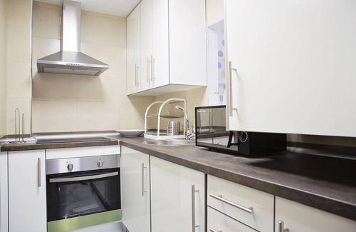 Plaza de Toros Vieja Apartment | Suncity Flat Salitre II | Near Train Station