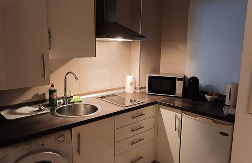 Plaza de Toros Vieja Apartment | Suncity Salitre I bedroom (3A) | Near Train Station