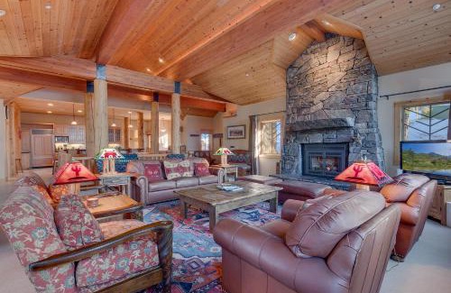 Olympic Valley House | Sundance Lodge -Mountain Home w Views of Palisades - Ski Shuttle, Pets okay!