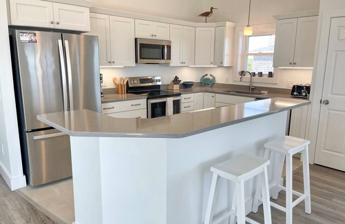 Ocracoke House | Sundance: Spacious waterfront home with amazing views.