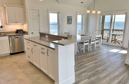 Ocracoke House | Sundance: Spacious waterfront home with amazing views.