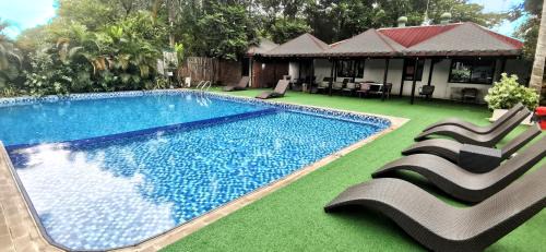 Angeles City Hotel | Sunday Hevea Hotel and Resort