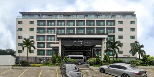 Angeles City Hotel | Sunday Hevea Hotel and Resort