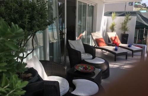 Manoc-Manoc Hotel | Sundown Beach Studios