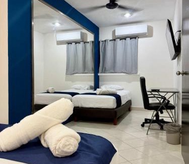 Colonia Campestre House | Sunlit Hideaway plus Pool for 5